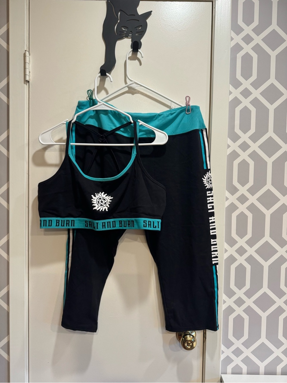 2X Supernatural Salt and Burn Black & Teal Sports Bra and Leggings Set